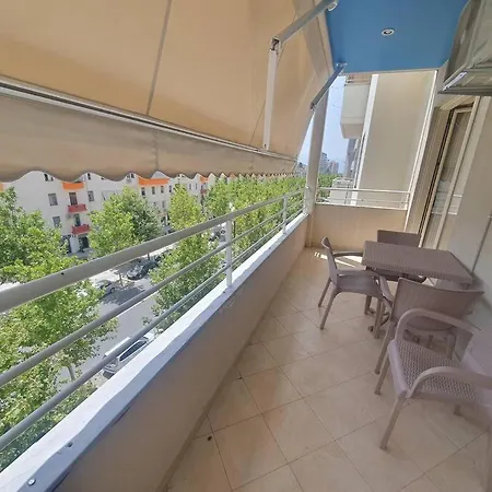 Great Centre Apartment *