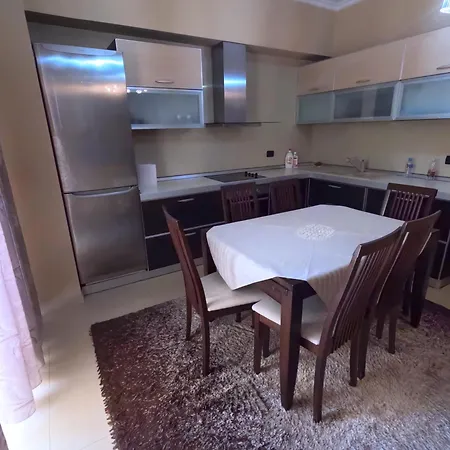 Great Centre Apartment Vlore